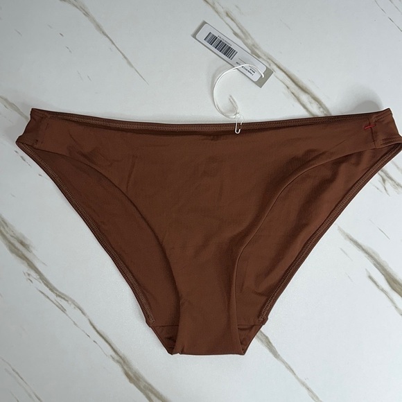 Everlane The Bikini Bottom in Brown/Rosewood NWT SIZE Medium SOLD OUT ONLINE - Picture 4 of 9